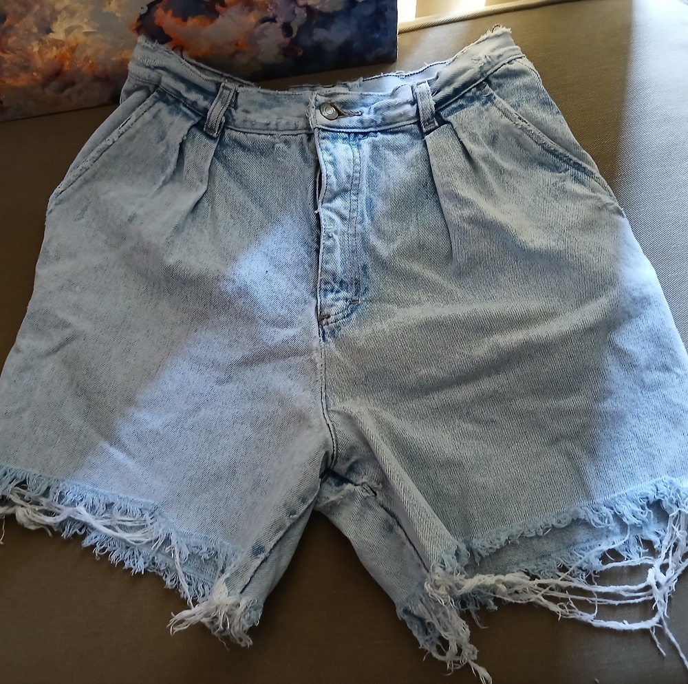 VTG 80s Calvin Klein High Waisted Mom Shorts Pleated Denim Cutoff Jorts Sz12